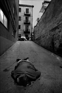 E’ stato ucciso mentre andava in garage a prendere la macchina Palermo, 1976 Courtesy Letizia Battaglia 