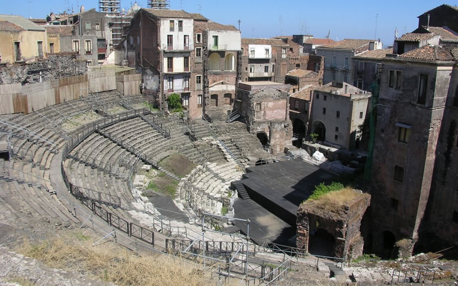 Αποτέλεσμα εικόνας για teatri di Catania