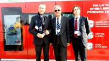 Nella foto Lucio Rossetto, amministratore delegato di Coop Sicilia, Francesco Caizzone, direttore del sito ST di Catania, Nino Lo Iacono, amministratore delegato di Wib durante l'inaugurazione di Coop Qui