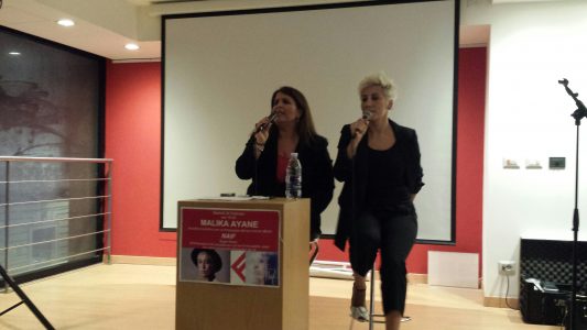 Nella foto Malika Ayane e Roberta Lunghi alla Feltrinelli di Catania