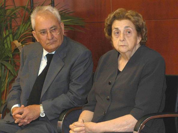 Nella foto Agata D'Amore, mamma di Maria Grazia Cutuli, con il marito