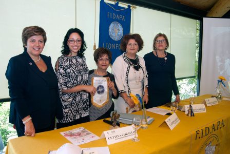 Da sinistra Cettina Corallo, Francesca Tremoglie, Caterina Sciuto, Maria Concetta Glorioso e Maria Ciancitto. Foto Brunella Bonaccorsi