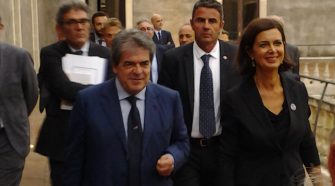 Il sindaco di Catania, Enzo Bianco, e la presidente della Camera, Laura Boldrini, a Palazzo della Cultura di Catania