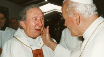 Don Giussani con Papa Giovanni Paolo II