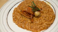 Risotto alla zucca con zenzero e castagne. Chef. Francesco Zappalà. Foto Brunella Bonaccorsi