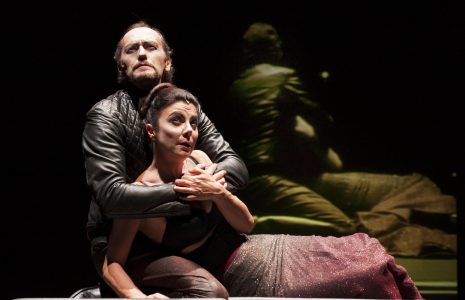 Gaia Aprea e Luca Lazzareschi in Macbeth (foto di Fabio Donato)